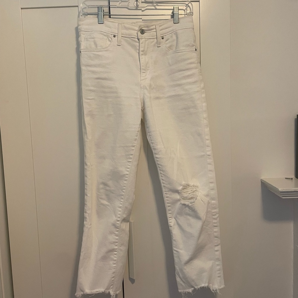 High rise straight crop Levi’s white jeans size 27